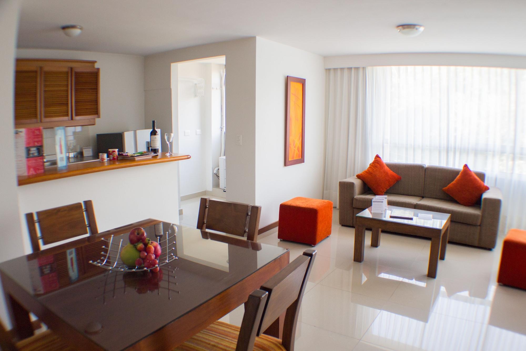 Portal Del Rodeo Apartahotel Medellín Kültér fotó