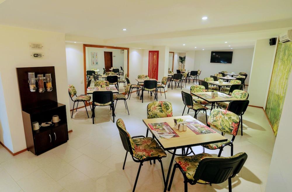 Portal Del Rodeo Apartahotel Medellín Kültér fotó