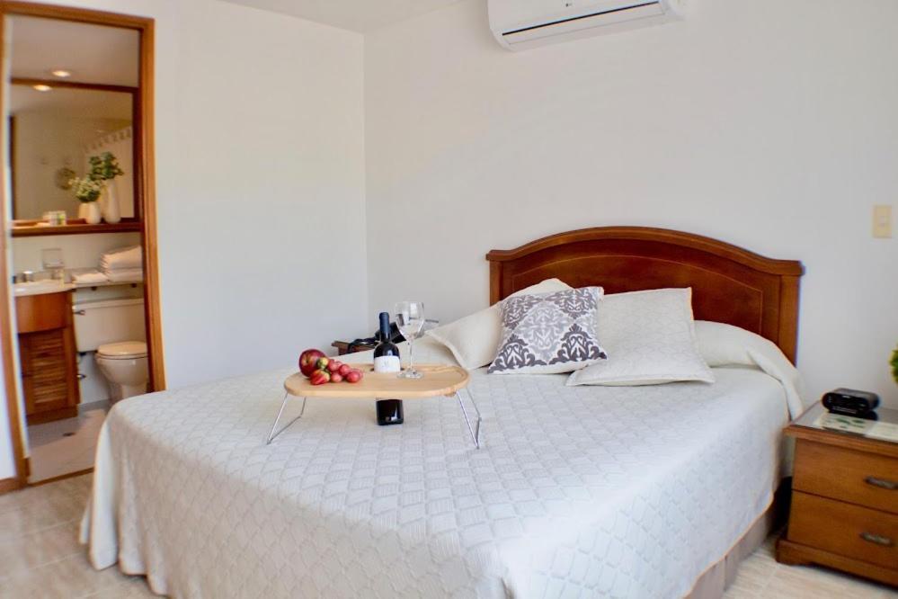 Portal Del Rodeo Apartahotel Medellín Kültér fotó